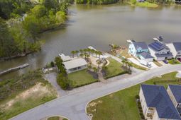 627 Pinnacle Way photo 4