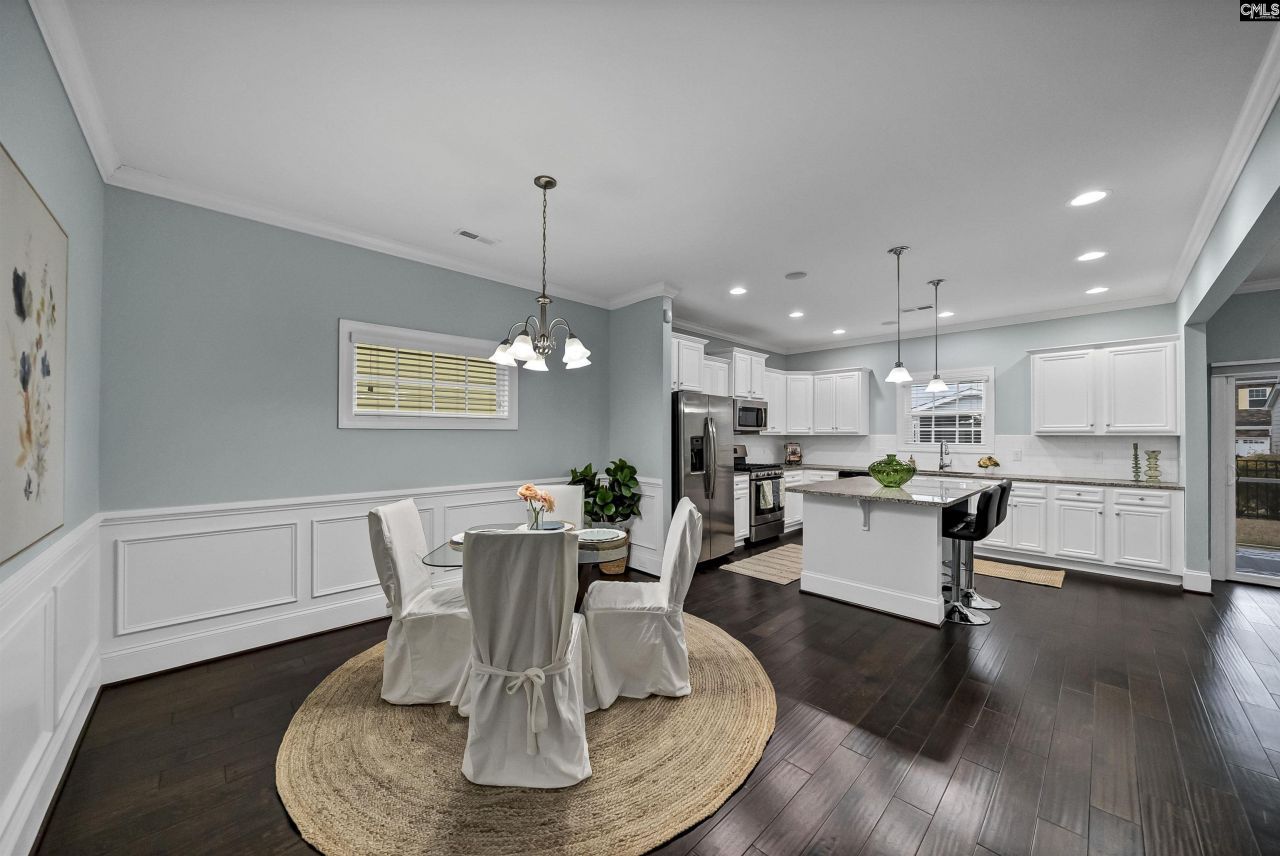 627 Pinnacle Way Photo 8