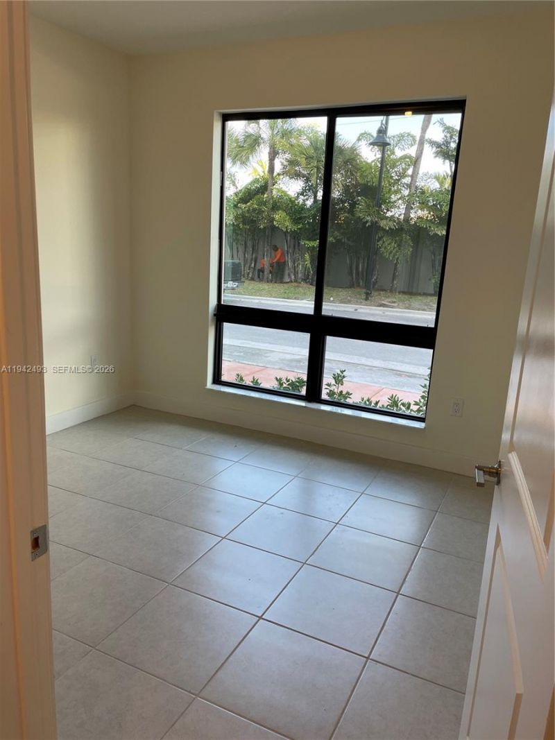 8001 NW 41st St , Unit F-108, Doral, FL 33166 Photo