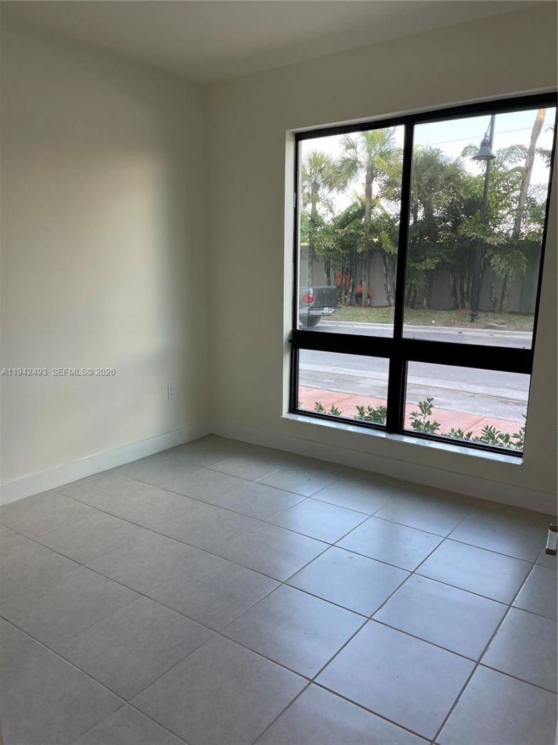 8001 NW 41st St , Unit F-108, Doral, FL 33166 Photo
