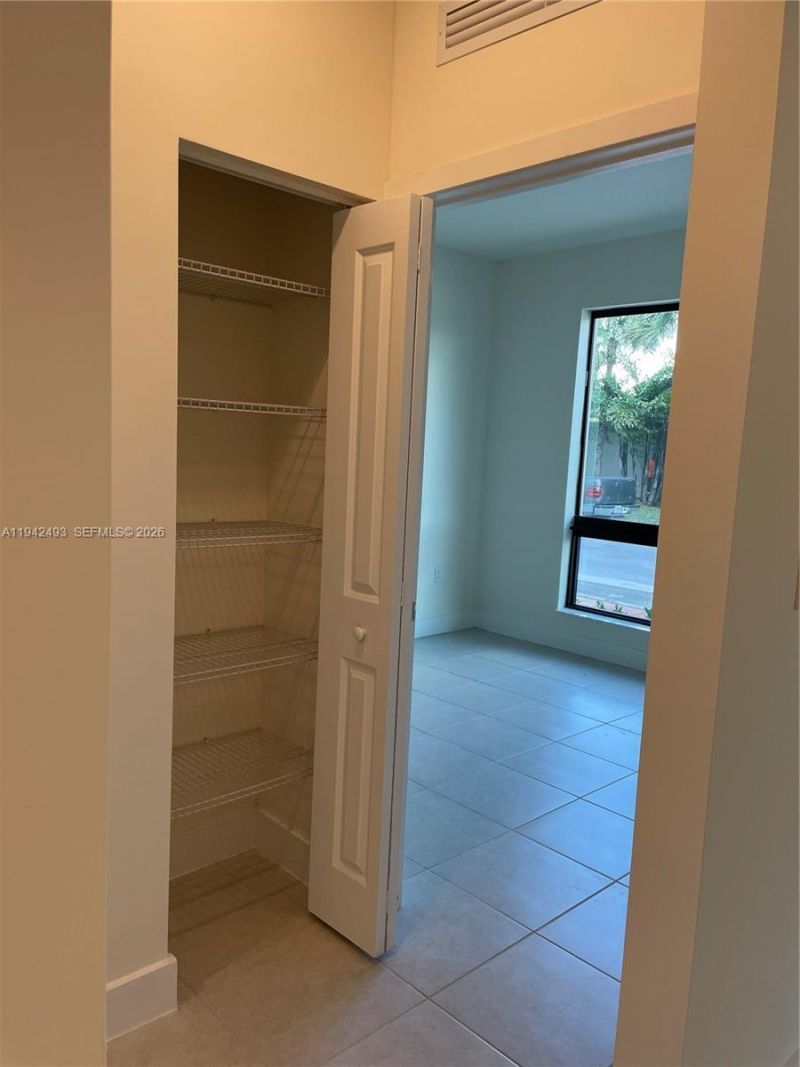 8001 NW 41st St , Unit F-108, Doral, FL 33166 Photo