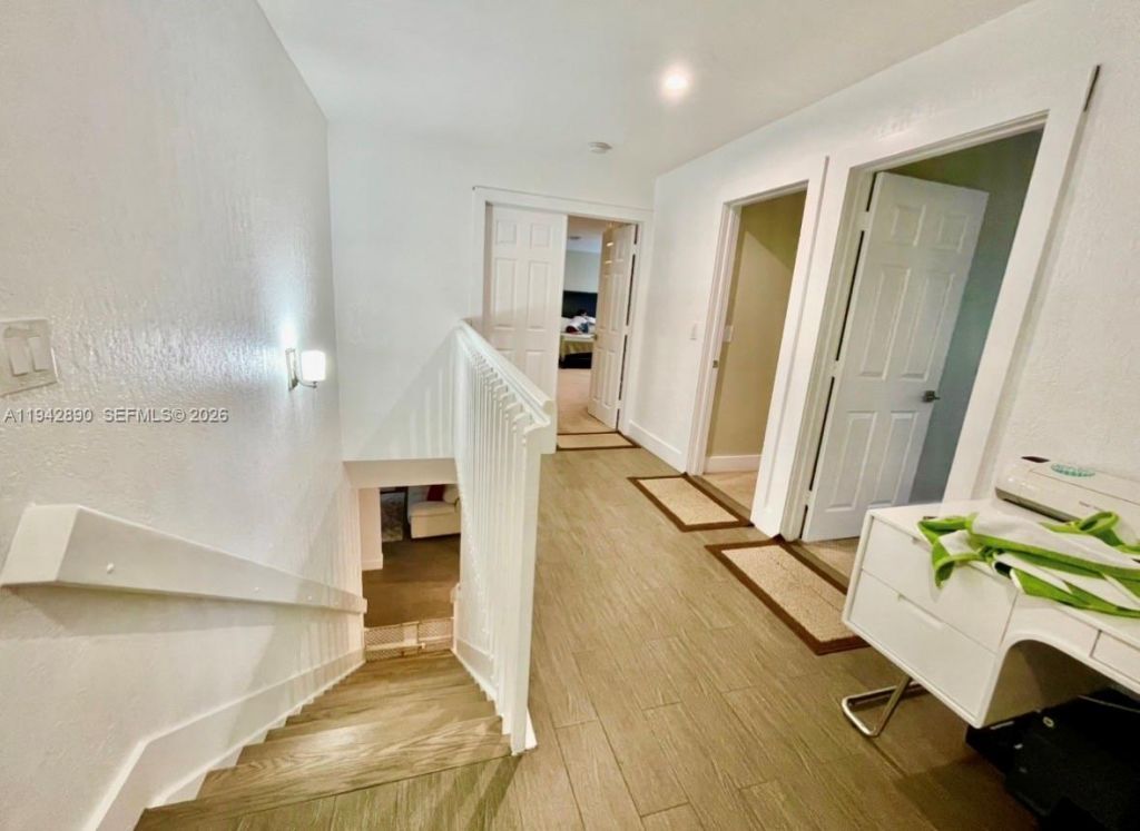 155 Granada Ave, Weston, FL 33326 Photo