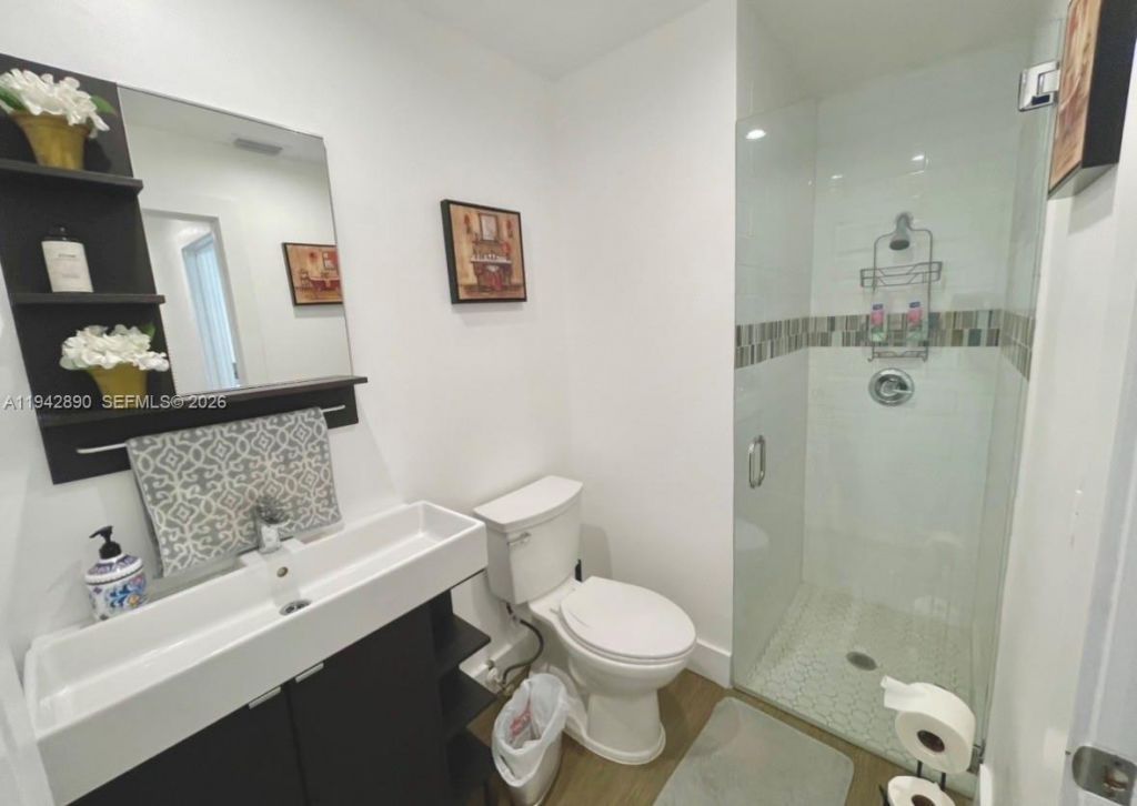 155 Granada Ave, Weston, FL 33326 Photo