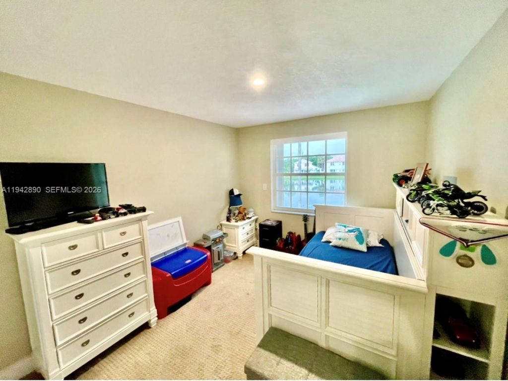 155 Granada Ave, Weston, FL 33326 Photo