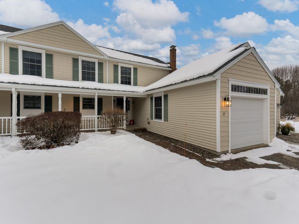 12 Signature Drive, Unit 12, Brunswick, ME 04011