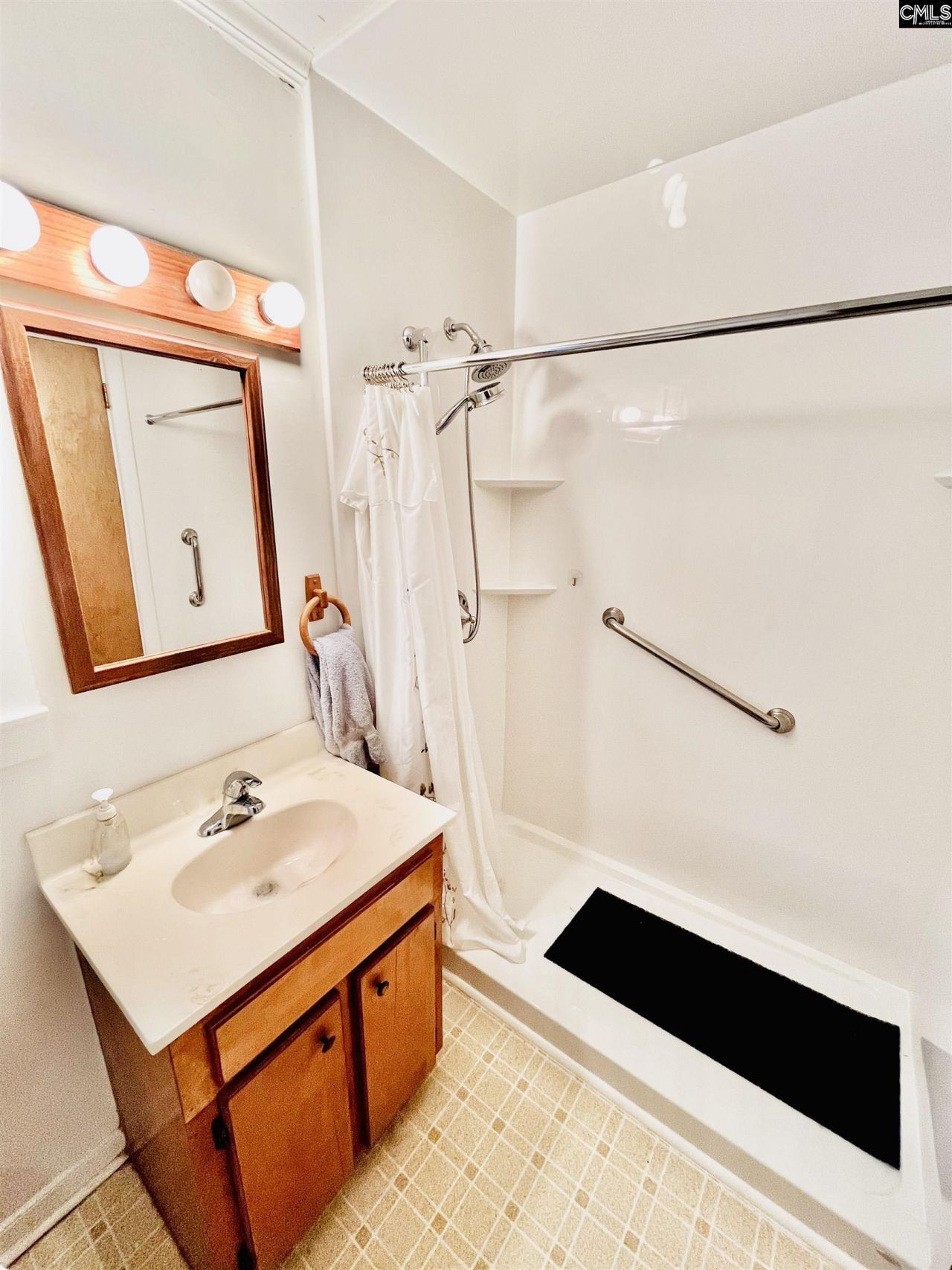 1538 Bradley Drive Photo 18