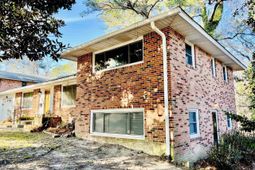 1538 Bradley Drive photo 4