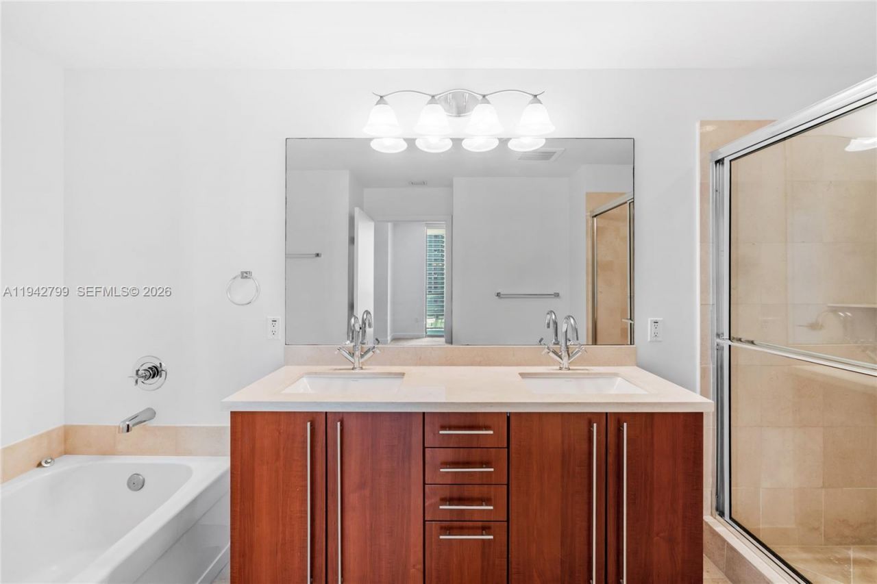 1111 SW 1st Ave, Unit 2222-N, Miami, FL 33130 Photo