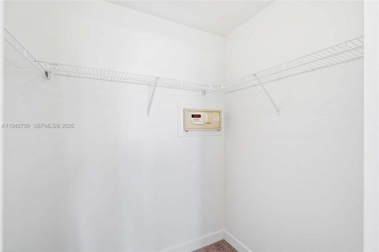 1111 SW 1st Ave, Unit 2222-N, Miami, FL 33130 Photo