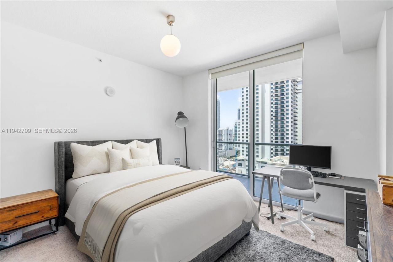 1111 SW 1st Ave, Unit 2222-N, Miami, FL 33130 Photo