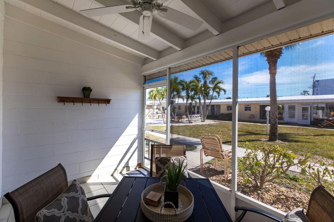 6006 Midnight Pass Road, Unit 14, Sarasota, FL 34242 Photo