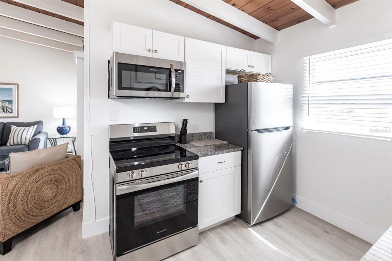 6006 Midnight Pass Road, Unit 14, Sarasota, FL 34242 Photo