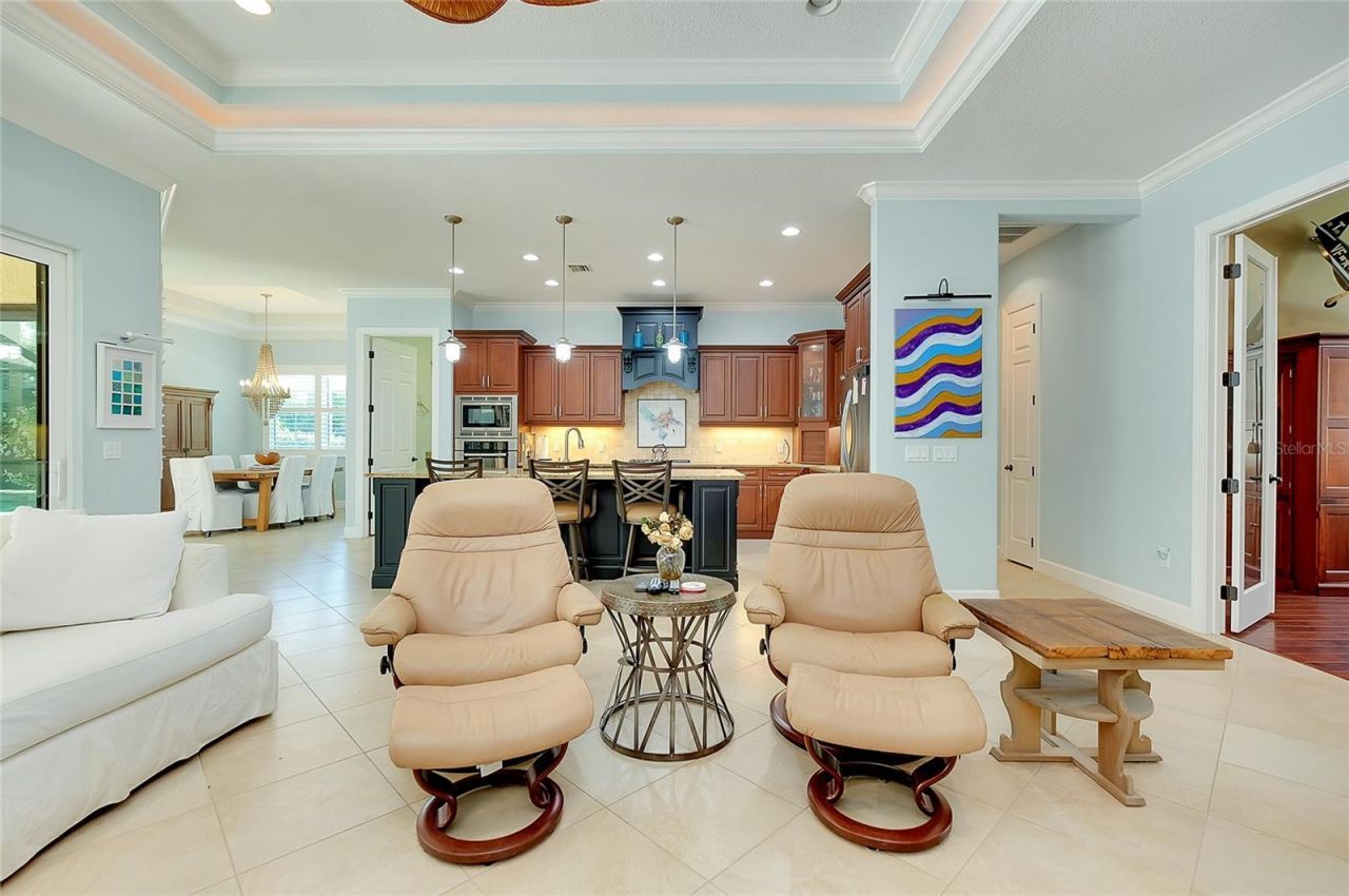 641 W Venice Avenue, Venice, FL 34285 Photo