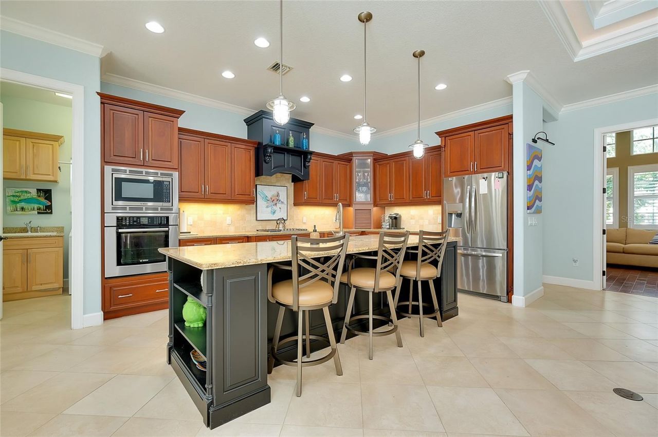 641 W Venice Avenue, Venice, FL 34285 Photo