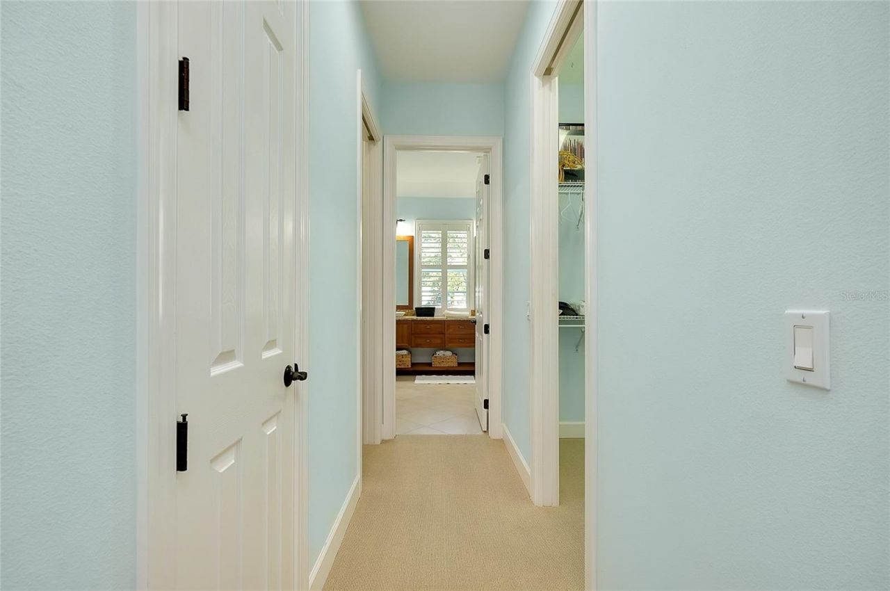 641 W Venice Avenue, Venice, FL 34285 Photo