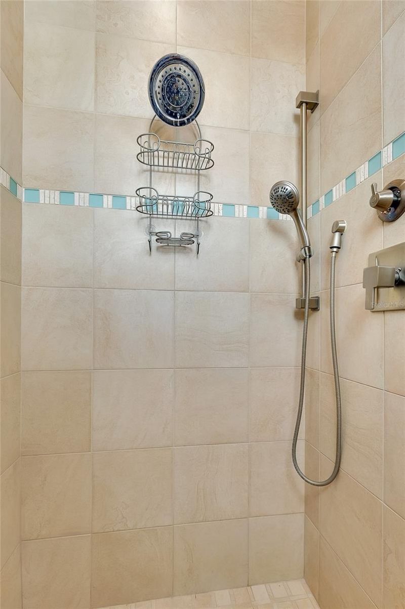 641 W Venice Avenue, Venice, FL 34285 Photo