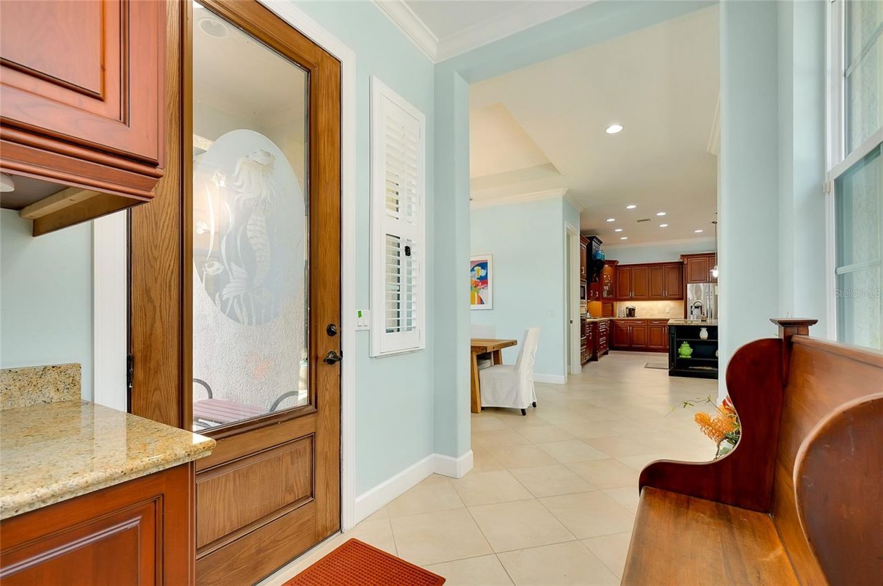 641 W Venice Avenue, Venice, FL 34285 Photo