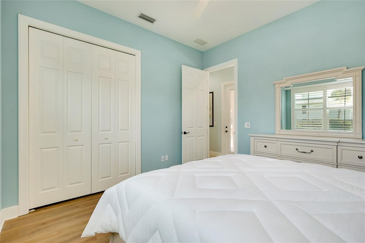 641 W Venice Avenue, Venice, FL 34285 Photo