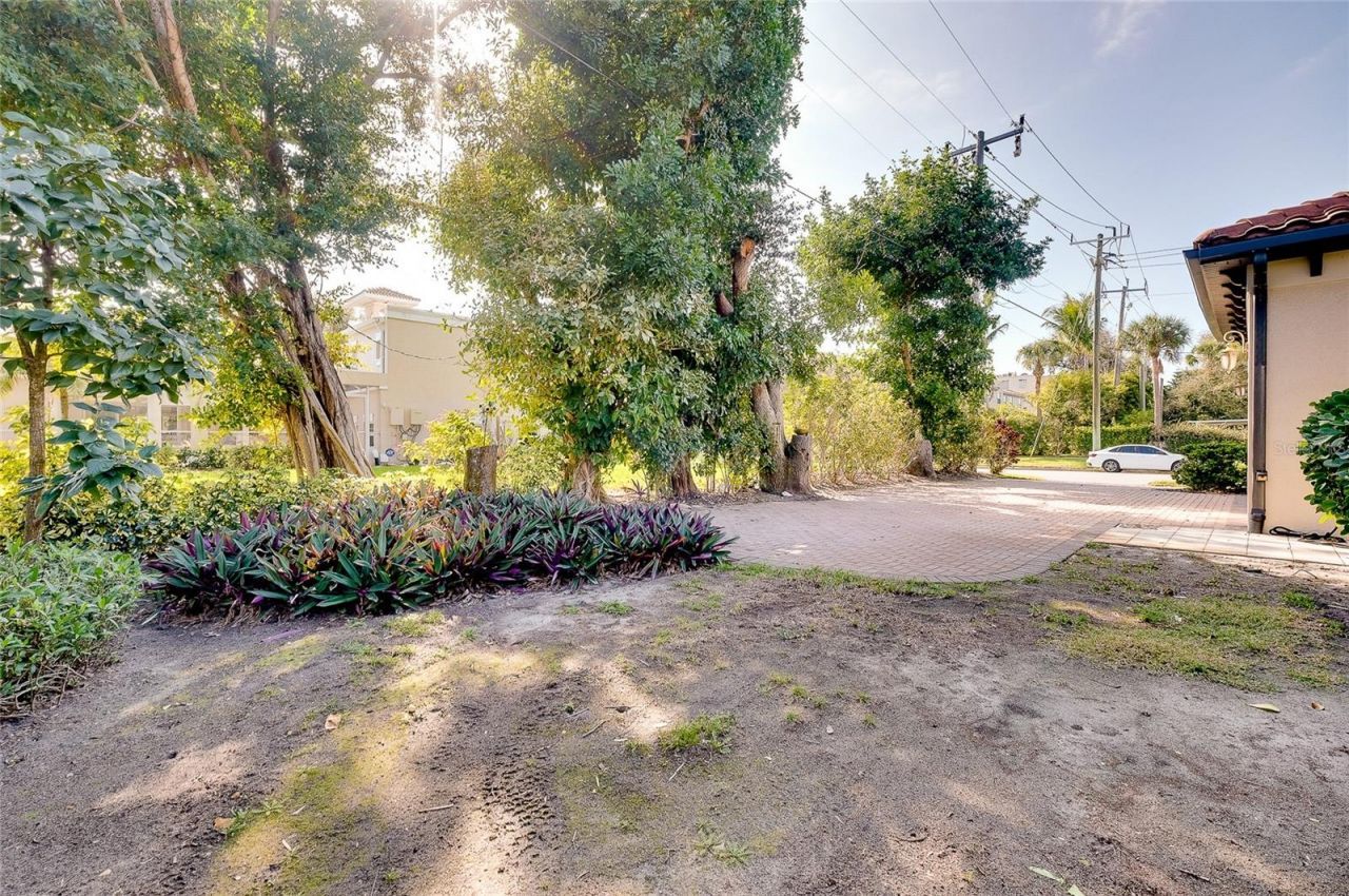 641 W Venice Avenue, Venice, FL 34285 Photo