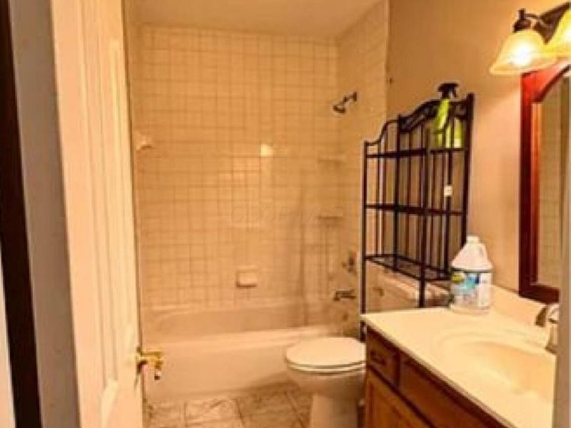 991 Hidden Acres Court, Columbus, OH 43224 Photo 6