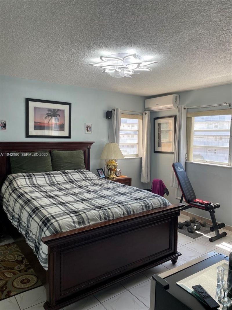 181 NE 14th Ave , Unit 23B, Hallandale Beach, FL 33009 Photo