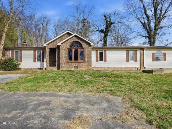 391 County Road 360 , Niota, TN 37826