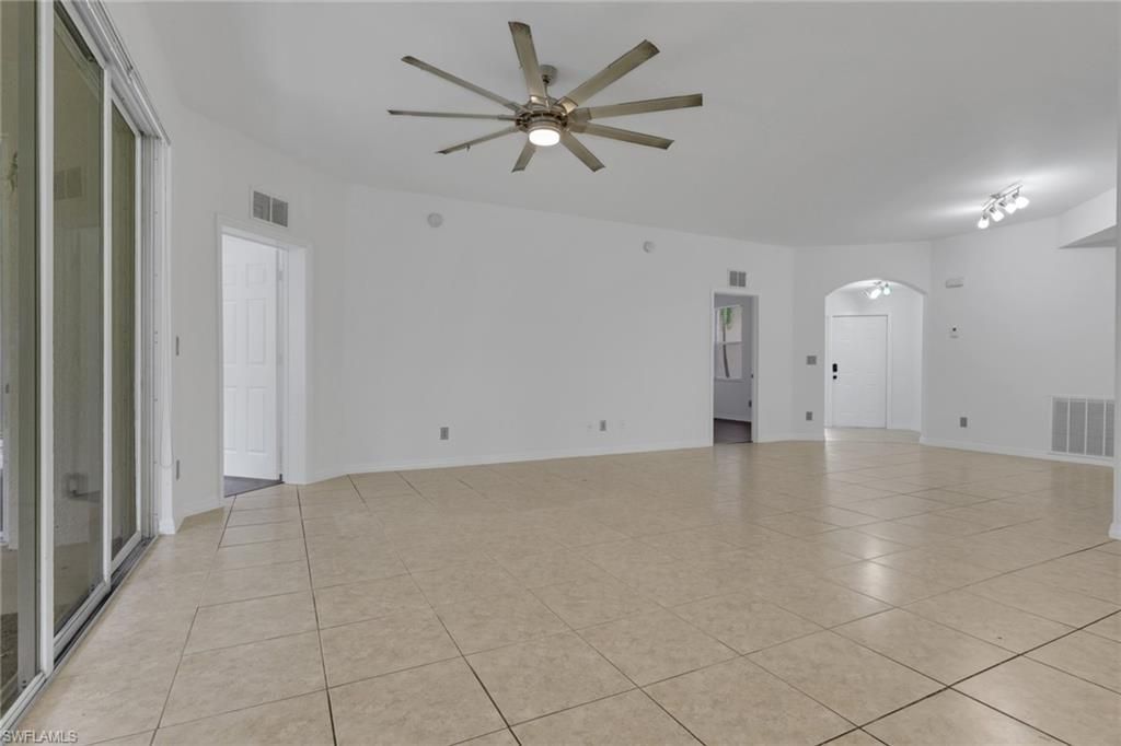 11837 Bayport Ln, Unit 703, Fort Myers, FL 33908 Photo