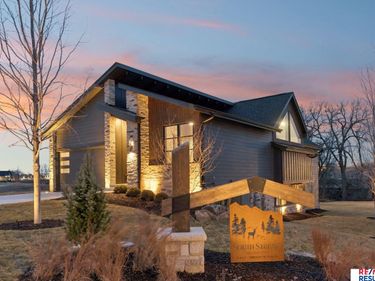 20102 W Street, Omaha, NE 68135