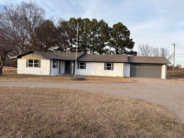 401 W H Avenue, Milburn, OK 73450