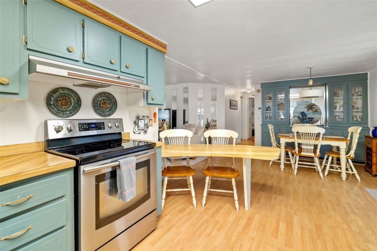 5619 Bayshore Road, Unit 423, Palmetto, FL 34221 Photo