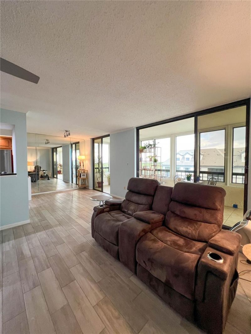 14810 Rue De Bayonne, Unit 7G, Clearwater, FL 33762 Photo