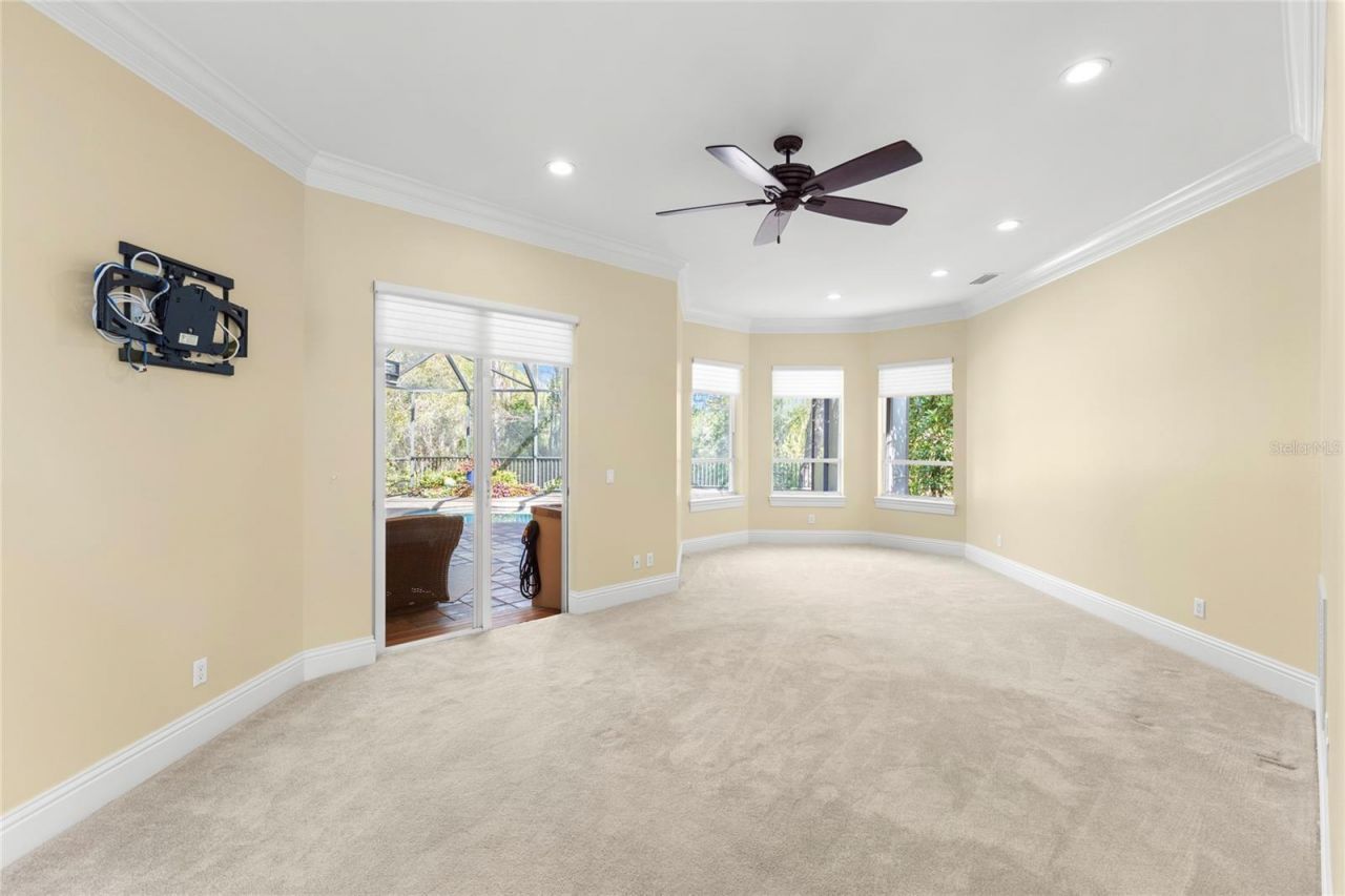 11932 Royce Waterford Circle, Tampa, FL 33626 Photo