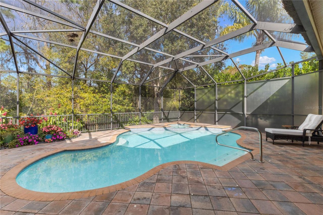 11932 Royce Waterford Circle, Tampa, FL 33626 Photo