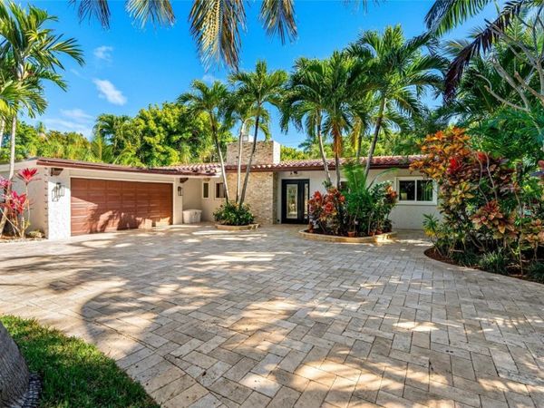 1530 Seabreeze Blvd, Fort Lauderdale, FL 33316