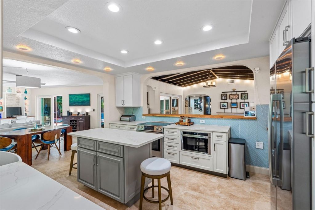 1530 Seabreeze Boulevard, Fort Lauderdale, FL 33316 Photo