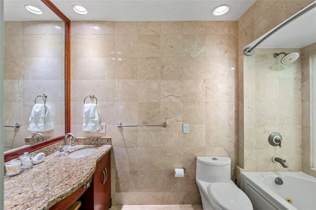 1530 Seabreeze Boulevard, Fort Lauderdale, FL 33316 Photo