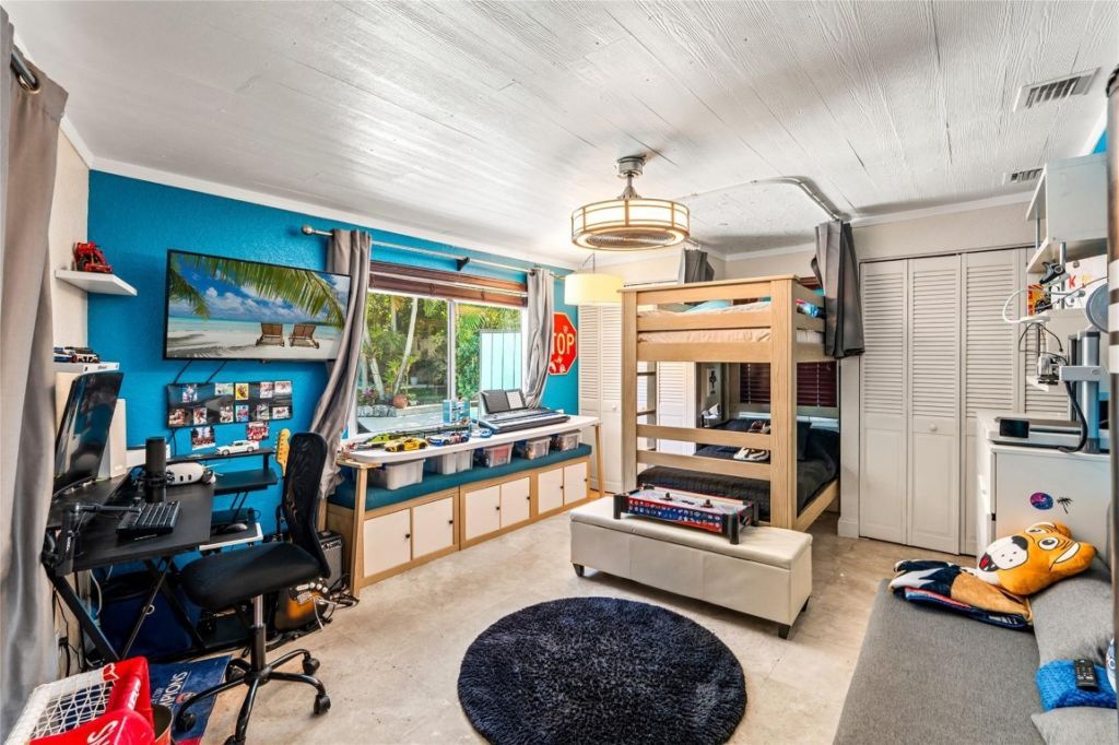 1530 Seabreeze Boulevard, Fort Lauderdale, FL 33316 Photo