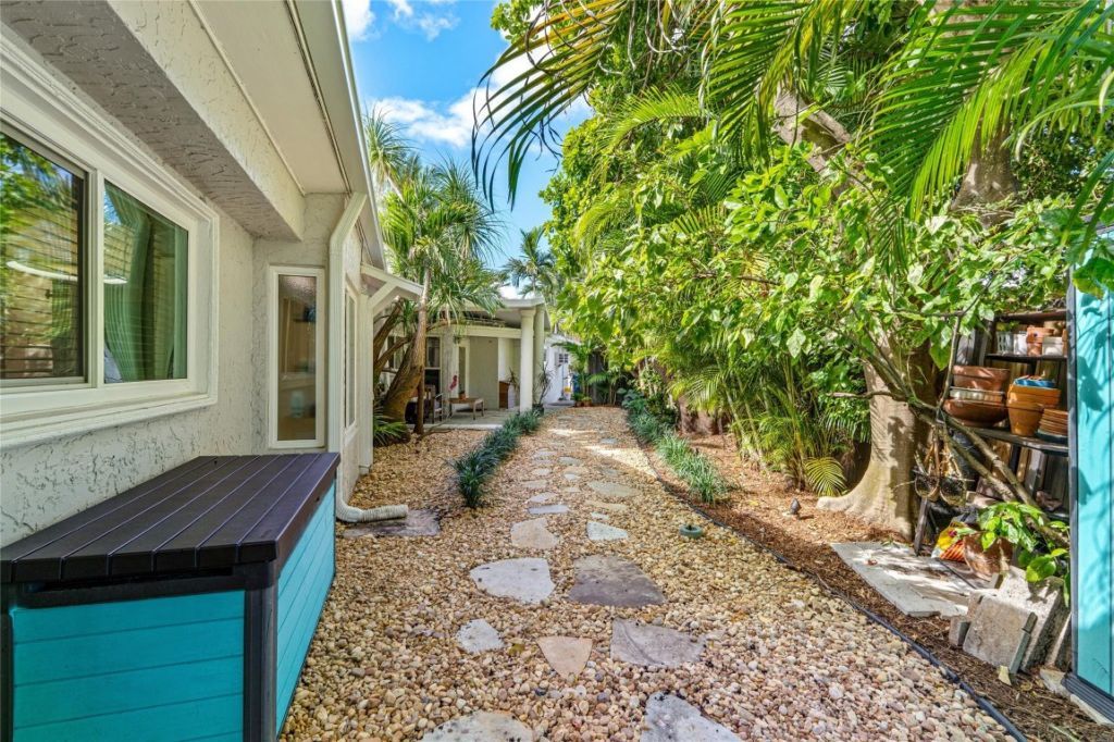 1530 Seabreeze Boulevard, Fort Lauderdale, FL 33316 Photo