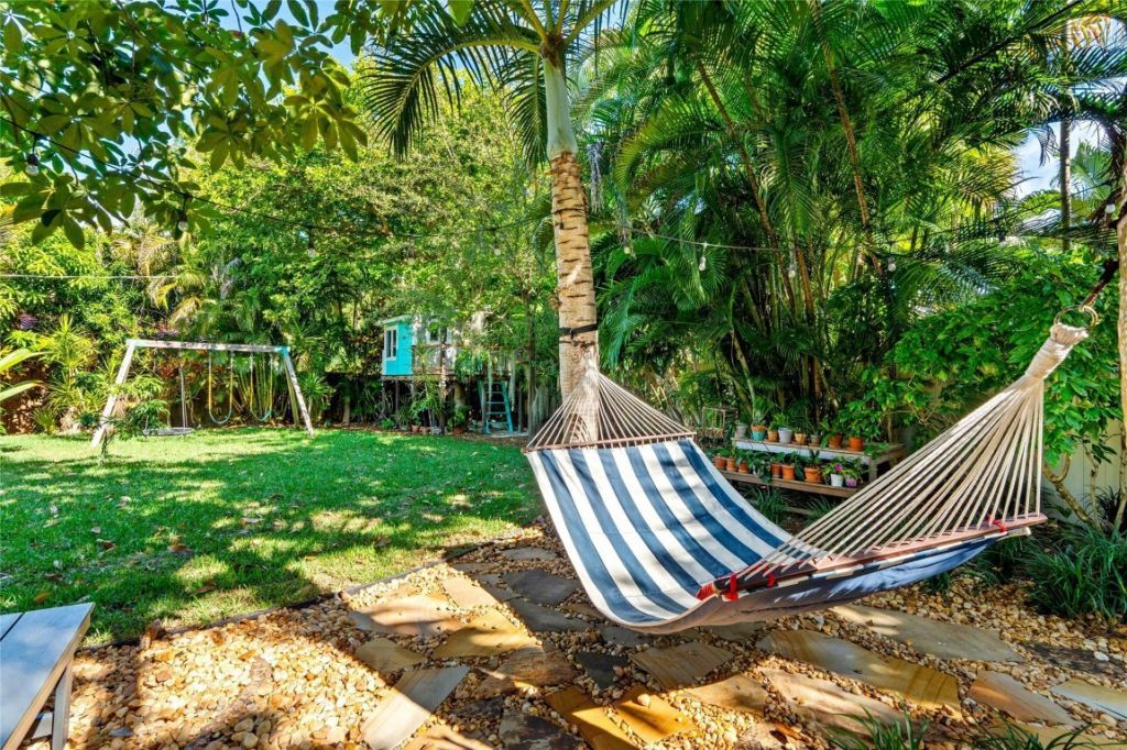 1530 Seabreeze Boulevard, Fort Lauderdale, FL 33316 Photo