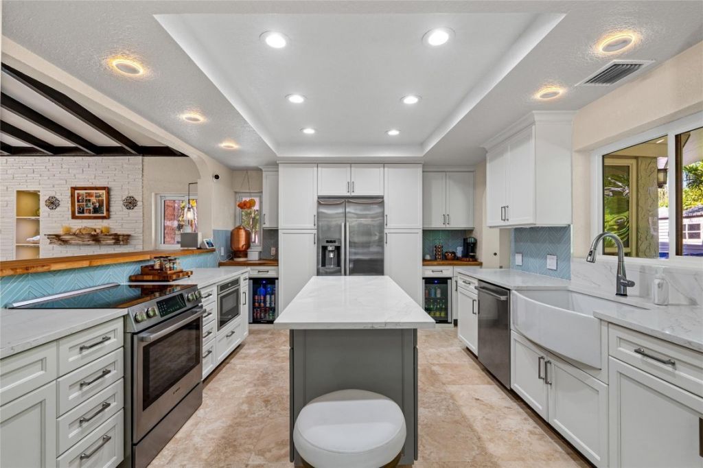 1530 Seabreeze Boulevard, Fort Lauderdale, FL 33316 Photo