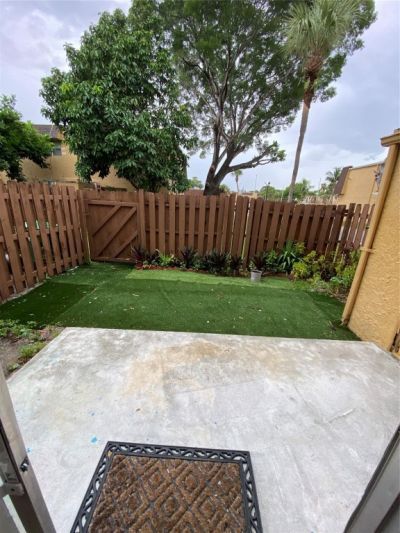 5668 Blueberry, Unit 17, Lauderhill, FL 33313 Photo