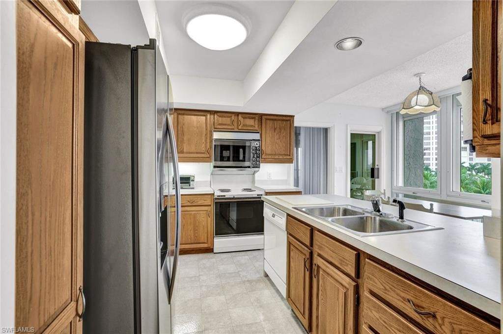 4051 Gulf Shore Blvd N, Unit 600, Naples, FL 34103 Photo