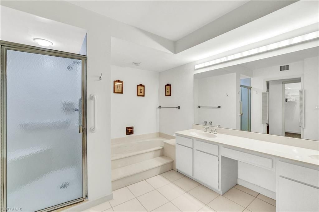 4051 Gulf Shore Blvd N, Unit 600, Naples, FL 34103 Photo