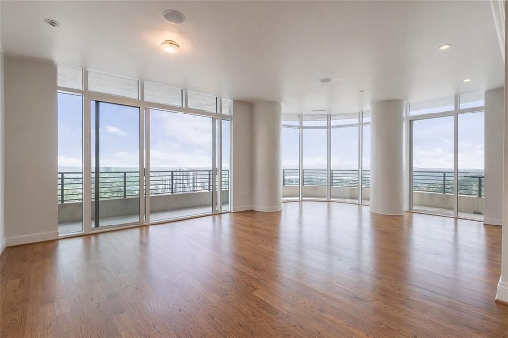 750 Park Avenue Ne, Unit 29S, Atlanta, GA 30326 Main Photo