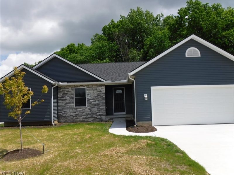 16298 Weathervane Drive, Middlefield, OH 44062 Photo 2