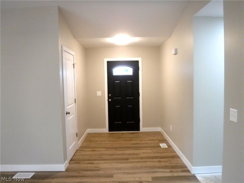 16298 Weathervane Drive, Middlefield, OH 44062 Photo 4