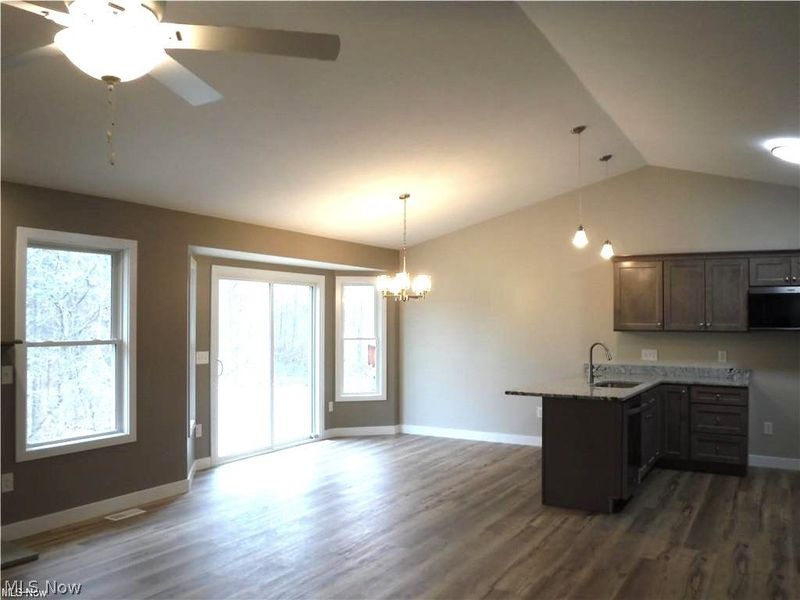 16298 Weathervane Drive, Middlefield, OH 44062 Photo 8