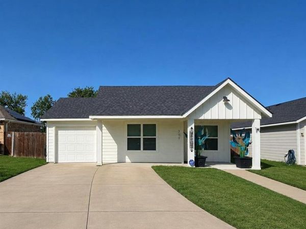 309 Thomas Street, Terrell, TX 75160