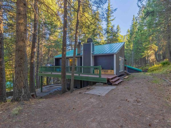 20235 Valley View Dr, Lewiston, ID 83501