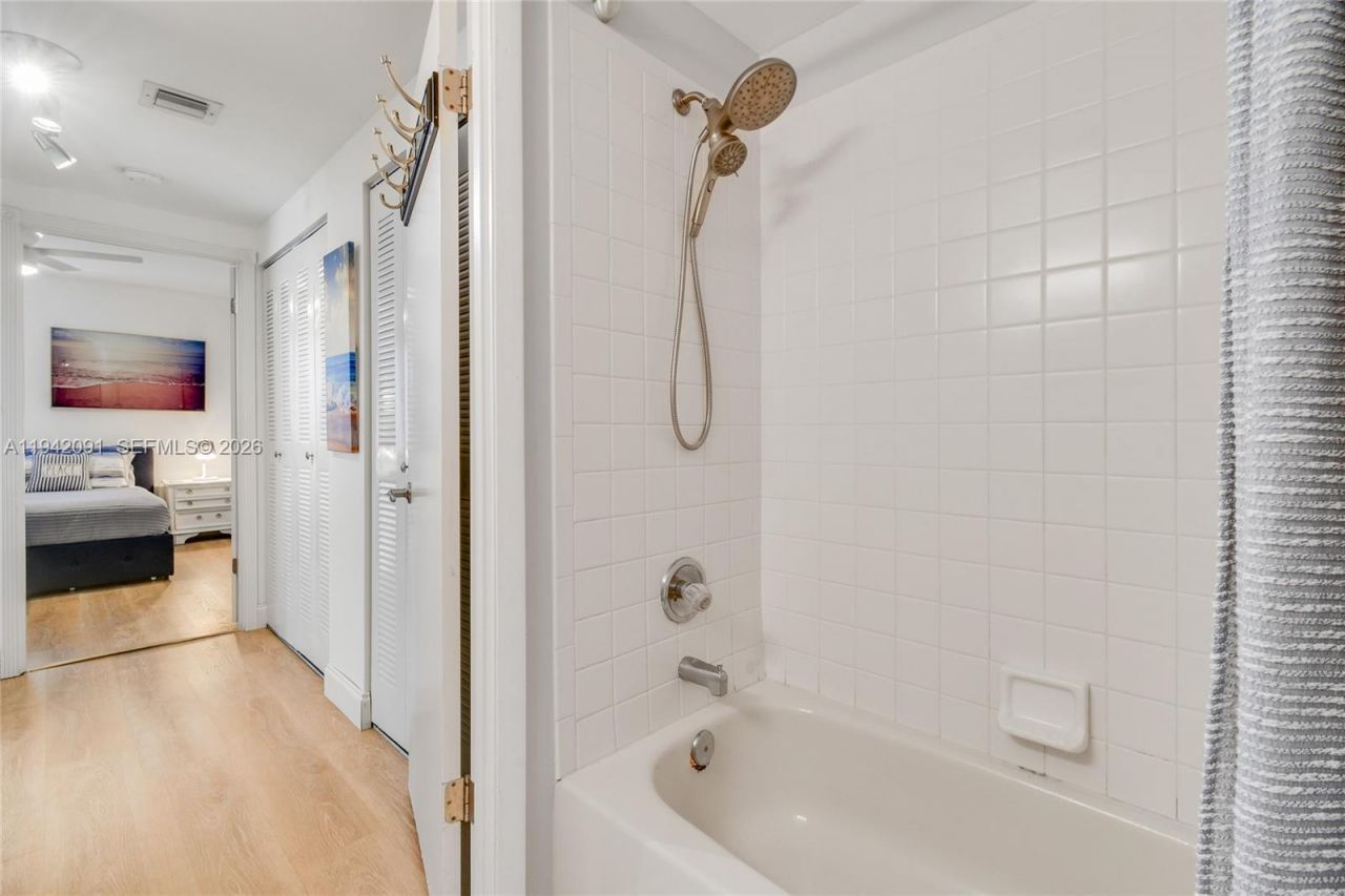 353 S Us Highway 1 , Unit B6, Jupiter, FL 33477 Photo